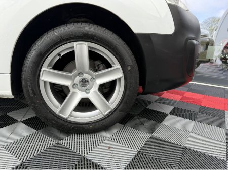 2018 Citroen Berlingo - thumbnail 6