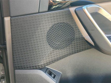 2025 BMW iX1 - thumbnail 22