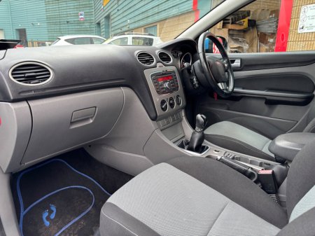 2010 Ford Focus 1.6i Zetec €3,450 thumbnail
