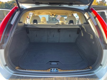 2016 Volvo XC60 - thumbnail 19