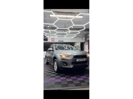 2014 Mitsubishi ASX - view 2