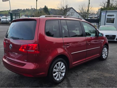 2013 Volkswagen Touran 1.4 TSI HIGHLINE EDITION 7 SEATER ALLOYS SIMI DEALER - SPECIALISING IN IMPORTS OF GERMAN AUTOMATIC HI SPEC CARS thumbnail