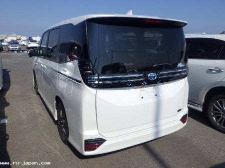 2023 Toyota Voxy  €44,599