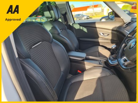 2017 Renault Grand Scenic - thumbnail 21