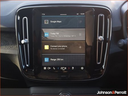 2022 Volvo C40 - thumbnail 10