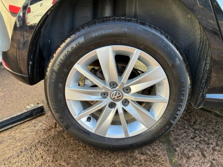 2016 Volkswagen Polo 1.2i TSI Petrol Automatic Comfortline €13,500 thumbnail