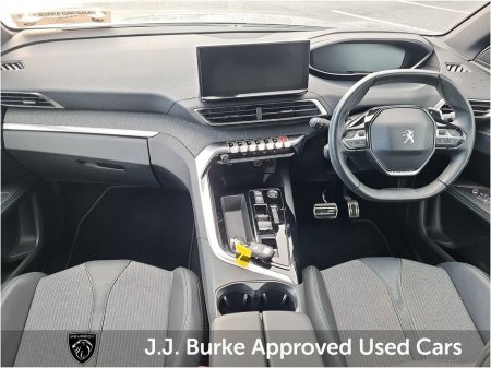 2024 Peugeot 3008 1.5 BlueHDi 130bhp Auto Allure €34,950 thumbnail