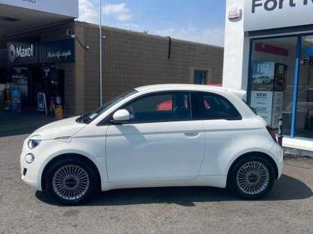 2025 Fiat 500e Icon EV 320km Range €19,950 thumbnail
