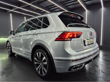 2021 Volkswagen Tiguan - thumbnail 19