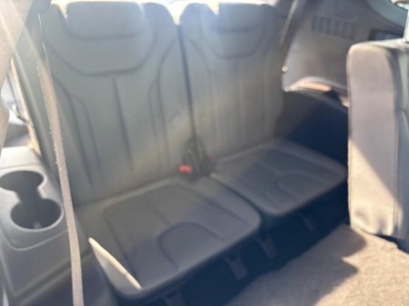 2020 Hyundai Santa Fe - thumbnail 4