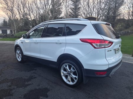 2015 Ford Kuga 2.0TDCI 150PS Zetec €9,950