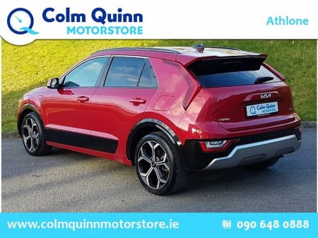 2023 Kia Niro - thumbnail 3