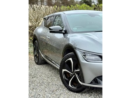 2024 Kia EV6 - thumbnail 3