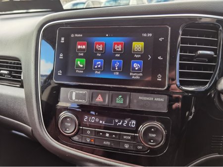 2018 Mitsubishi Outlander - thumbnail 15