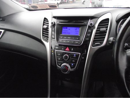 2013 Hyundai i30 1.6CRDI DELUXE 5DR €5,500 thumbnail