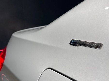 2016 BMW 3 Series - thumbnail 11