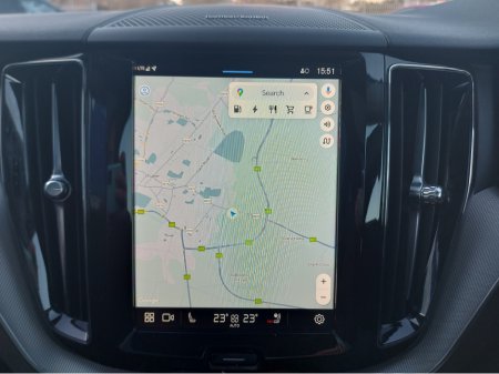 2024 Volvo XC60 T6 PHEV PLUS BRIGHT AWD 5 €59,950 thumbnail