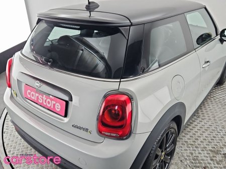 2020 MINI Hatch Cooper Classic Auto €16,880 thumbnail