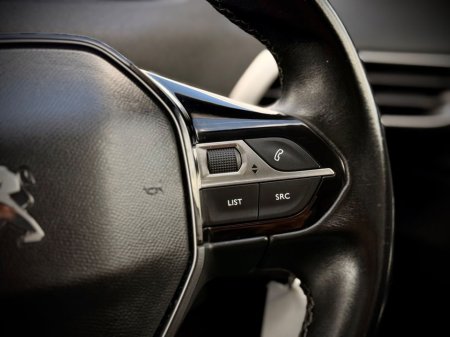 2019 Peugeot 3008 - thumbnail 21