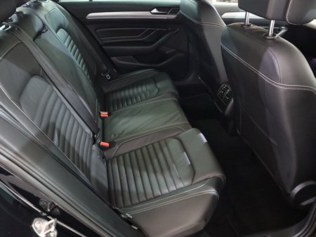 2021 Volkswagen Passat *103* 1.4 TSI GTE 218PS 4DR AUTO €23,900 thumbnail