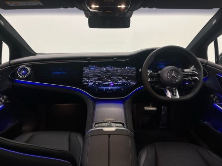 2025 Mercedes-Benz EQE - thumbnail 2