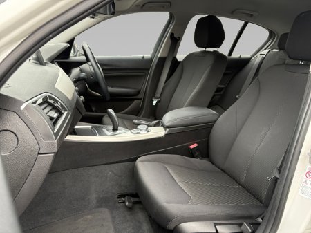 2017 BMW 1 Series - thumbnail 9