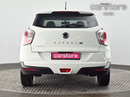 2016 Ssangyong Tivoli 1.6 D Manual ES €9,880 thumbnail