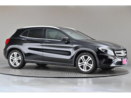 2016 Mercedes-Benz GLA Class GLA 180 *HALF LEATHER*REVERSE CAM*PARK SENSORS* €18,890 thumbnail