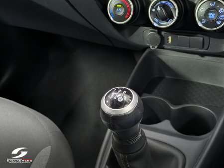 2022 Toyota Aygo (222) AYGO X PULSE 1.0 PETROL €13,995 thumbnail