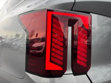 2025 Kia Sorento - thumbnail 9