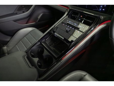 2025 Porsche Panamera - thumbnail 18