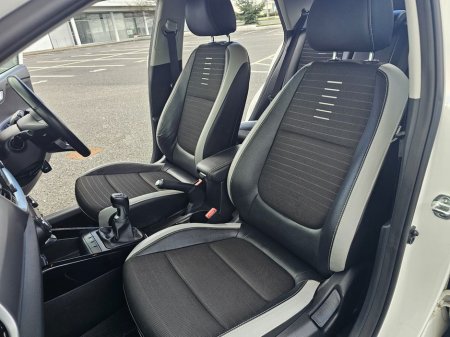 2018 Kia Stonic - thumbnail 17