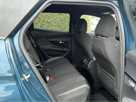 2024 Peugeot 3008 ACTIVE AUTOMATIC PETROL PLUG-IN HYBRID 1.6 //REVERSE CAMERA// €31,950 thumbnail