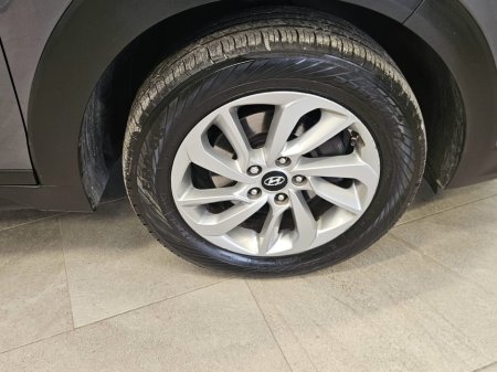 2017 Hyundai Tucson - thumbnail 5