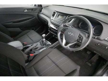 2017 Hyundai Tucson 1.6 PETROL *REAR PARK SENSORS* €17,890 thumbnail