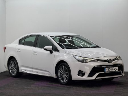 2015 Toyota Avensis - thumbnail 1