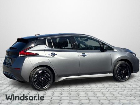 2023 Nissan Leaf - thumbnail 2