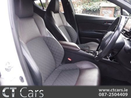 2018 Toyota C-HR - thumbnail 14