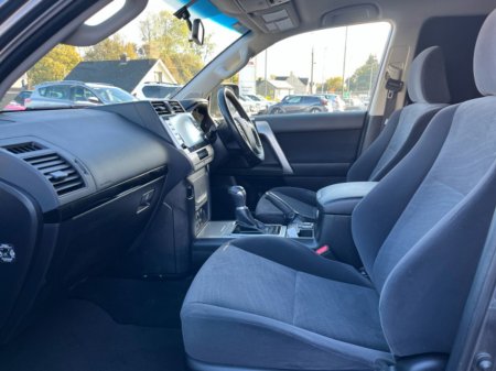 2024 Toyota Landcruiser LAND CRUISER SWB A €63,000 thumbnail