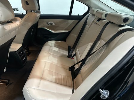 2024 BMW 3 Series - thumbnail 9