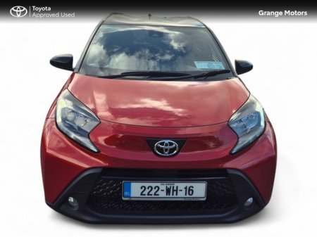 2022 Toyota Aygo X 1.0LTR PETROL DESIGN*LOW MILEAGE* €16,950 thumbnail