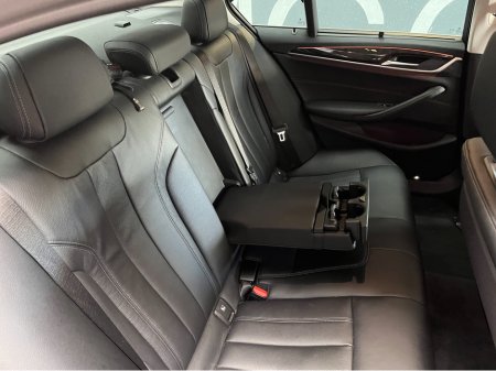 2018 BMW 5 Series - thumbnail 16