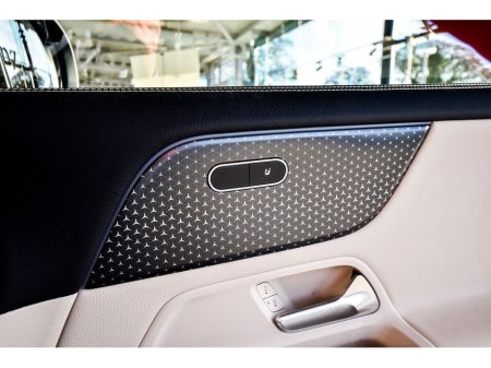 2026 Mercedes-Benz GLA Class 180d Progressive Night Pack Auto €58,950 thumbnail