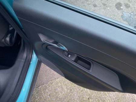 2025 Jeep Avenger - thumbnail 28