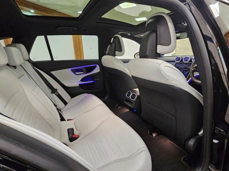 2025 Mercedes-Benz C Class PREMIUM // BLACK WITH IVORY €58,950 thumbnail