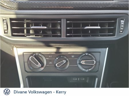 2025 Volkswagen Taigo EDITION 75 1.0 AUTOMATIC 116 BHP €29,950 thumbnail