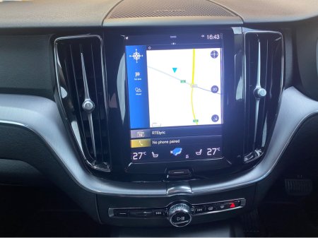 2021 Volvo XC60 - thumbnail 16