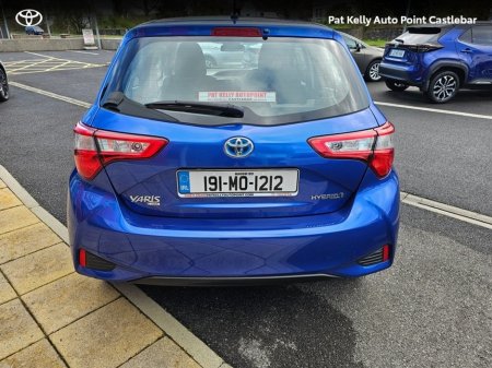 2019 Toyota Yaris - view 4