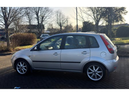 2005 Ford Fiesta STEEL 2 1.25 5DR €1,750 thumbnail