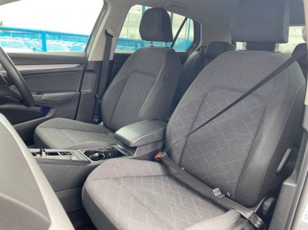 2023 Volkswagen Golf - thumbnail 6